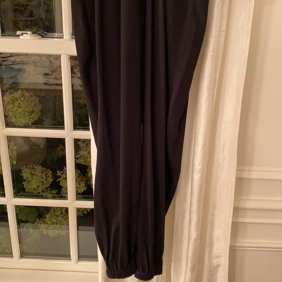 GAP Lace Trimmed Jumpsuit - Picture 3 of 12